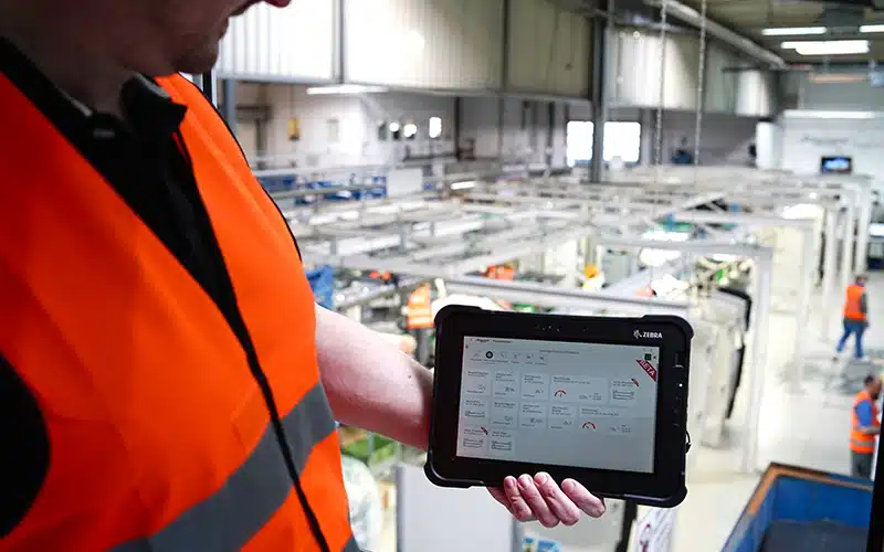 Optimizing-Warehouses-with-Smart-Logistics-Banner-Img