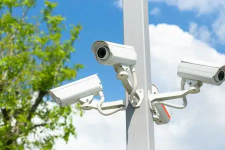 دوربین مداربسته در مقابل دوربین صنعتی